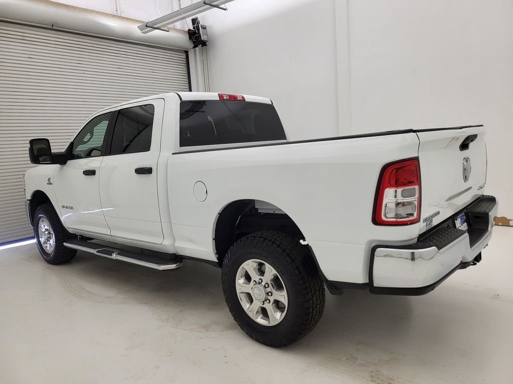 Used 2024 White Ram Big Horn image 17