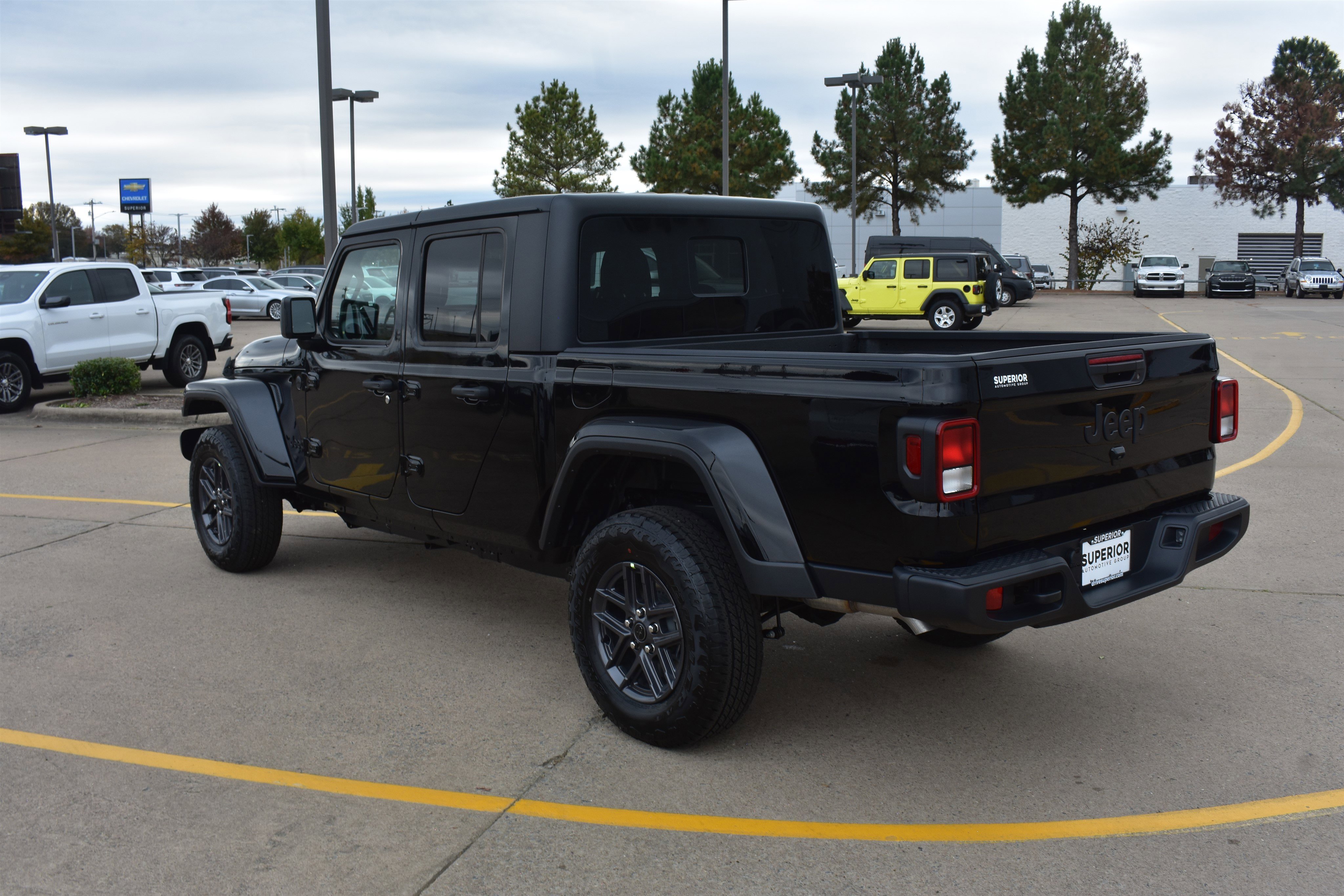 New 2026 Black Clear-Coat Exterior Paint Jeep Sport S image 7