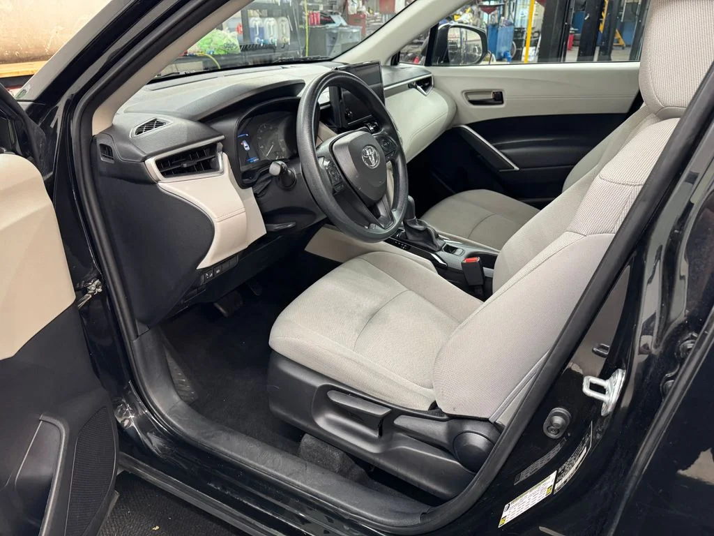 Used 2024 Black Toyota L image 14