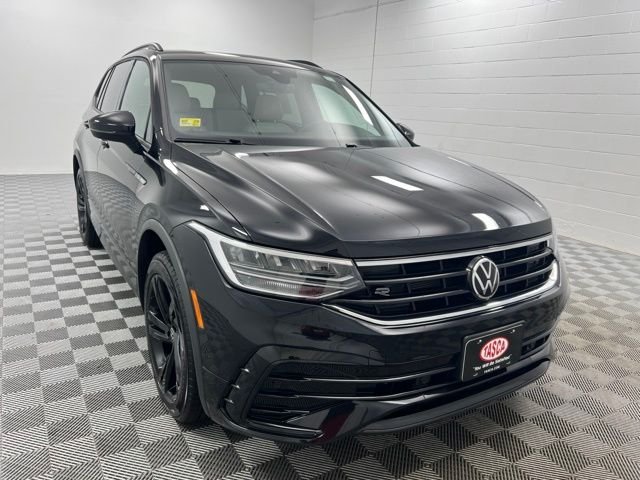 2024 Volkswagen Tiguan 2.0T SE R-Line Black