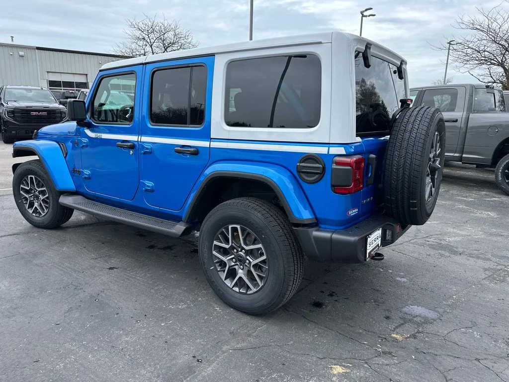 New 2026 Hydro Blue Pearl-Coat Exterior Paint Jeep Sahara image 3