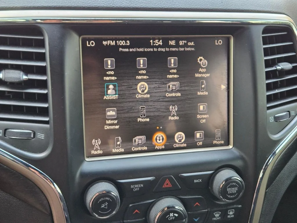 Used 2014 Red Jeep Laredo image 27