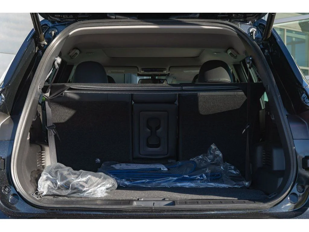 2025 Mitsubishi Outlander Plug-in Hybrid SE - Photo 9