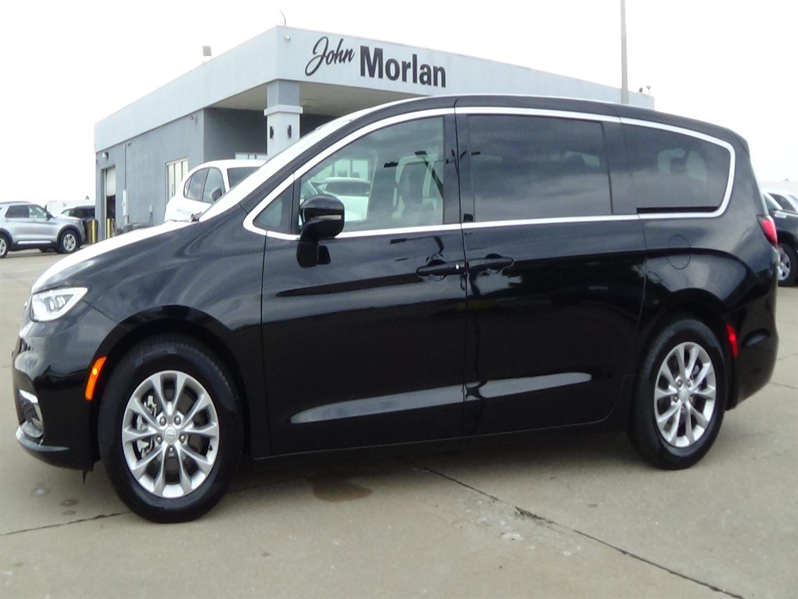 2026 Chrysler Pacifica