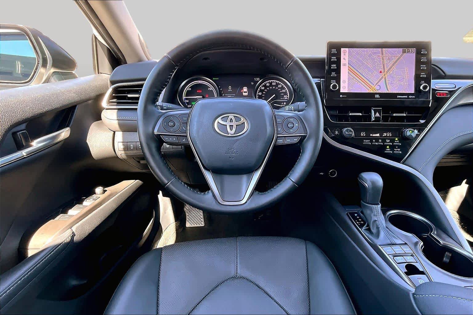 Used 2023 Wind Chill Pearl/Midnight Black Metallic Toyota Hybrid XSE image 5