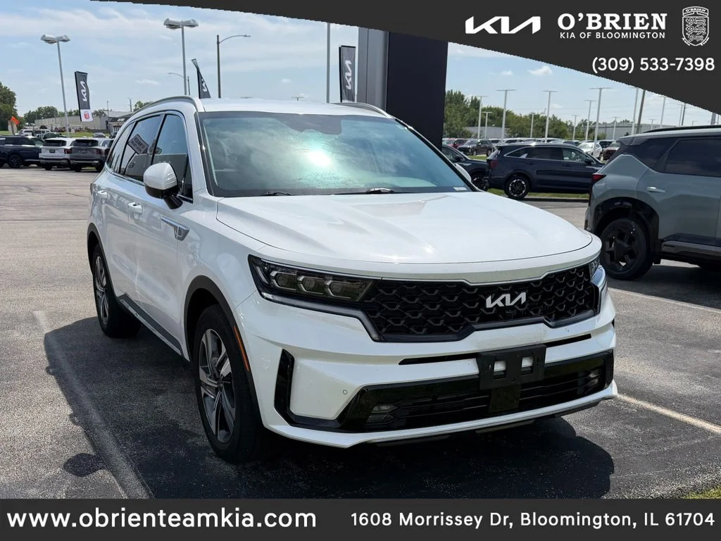 Used 2024 Snow White Pearl Kia SX Prestige image 1