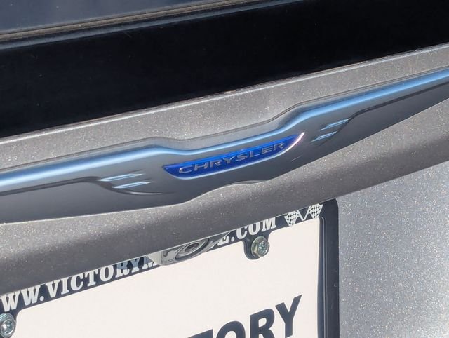 Used 2019 Billet Silver Metallic Clearcoat Chrysler Limited image 27