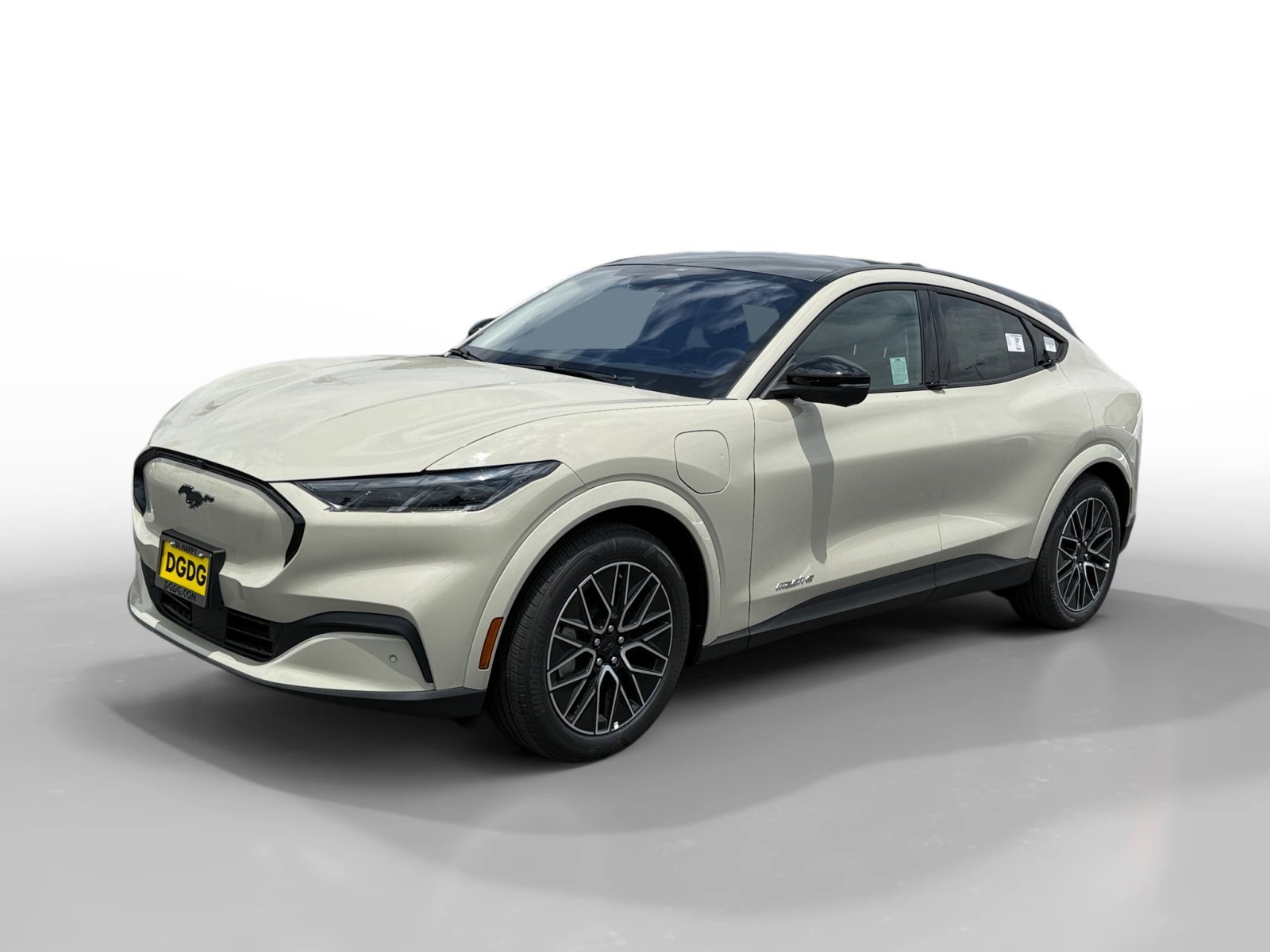 2026 Ford Mustang-Mach-e Premium's photo