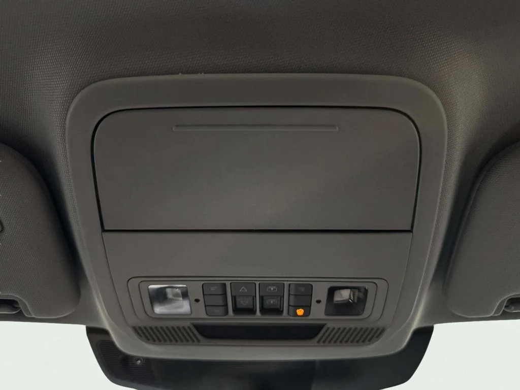 Used 2024 Stone Blue Metallic Ford XLT image 21