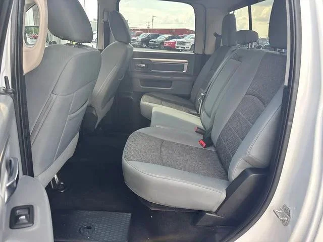 Used 2015 White RAM Lone Star image 23