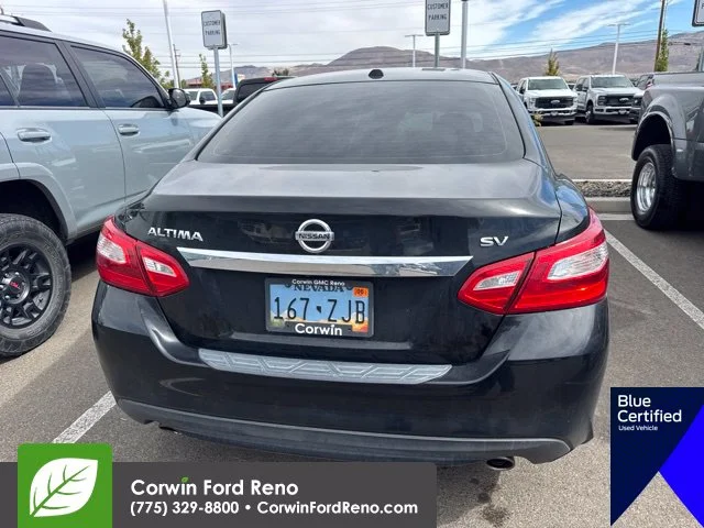 Used 2017 Super Black Clearcoat Nissan 2.5 SV image 5
