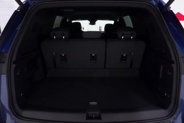 2026 Chevrolet Traverse LT - Photo 8