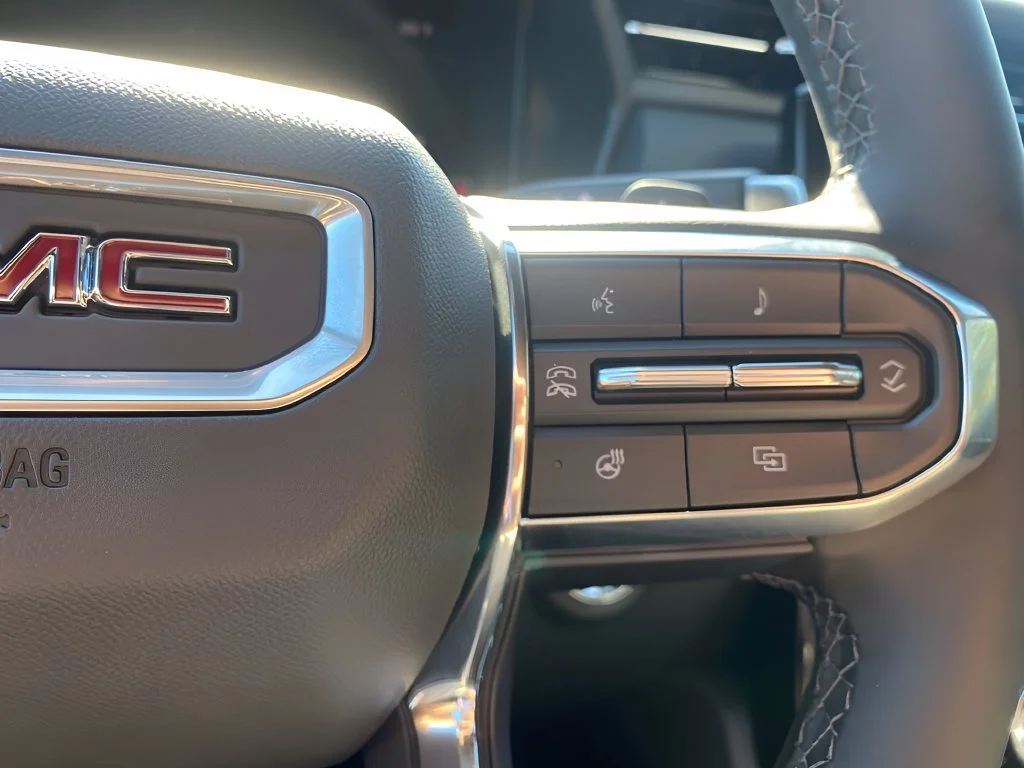 New 2027 Summit White GMC Elevation image 19