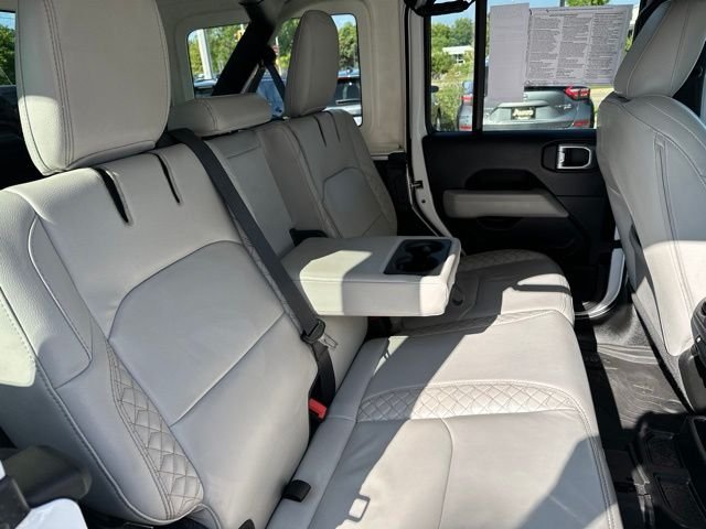Used 2022 White Jeep Unlimited Sahara 4xe image 21