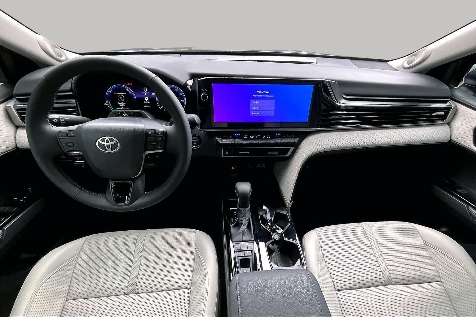 Used 2025 Heavy Metal Toyota XLE image 16