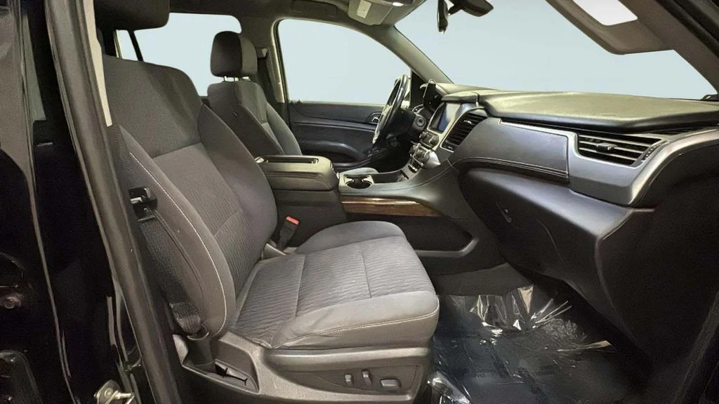 Used 2018 Black Chevrolet LS image 8