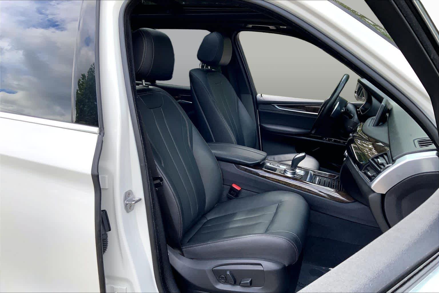 Used 2018 Alpine White BMW xDrive35i image 8