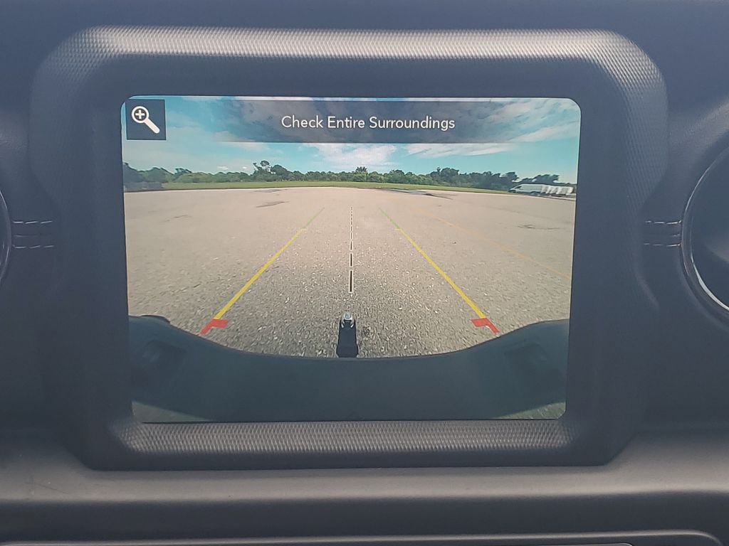 Used 2022 Gray Jeep Overland image 29
