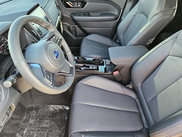 New 2026 CRYSTAL BLACK SILICA Subaru Limited image 9