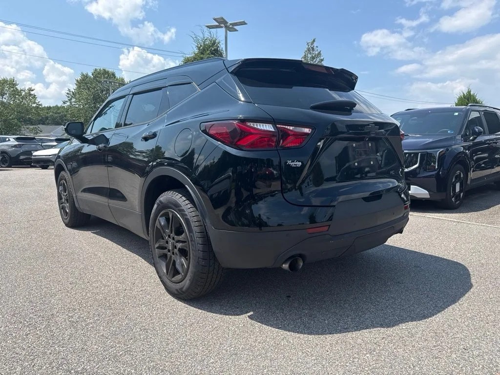 Used 2020 Black Chevrolet LT image 3