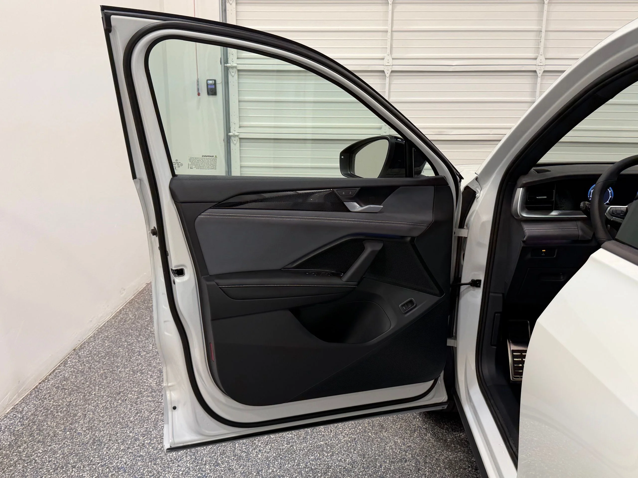 New 2026 White Volkswagen SE R-Line Black image 20