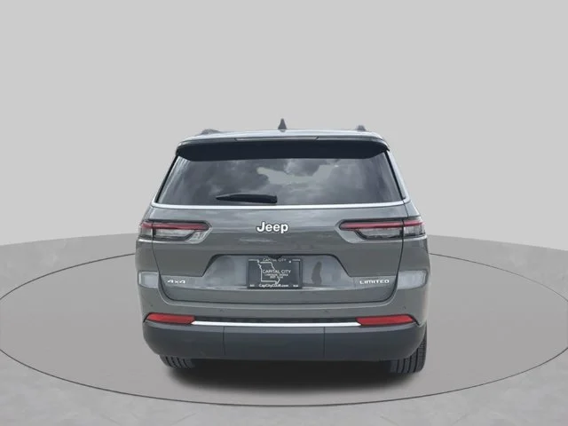 New 2027 Sting-Gray Clearcoat Jeep Limited image 4