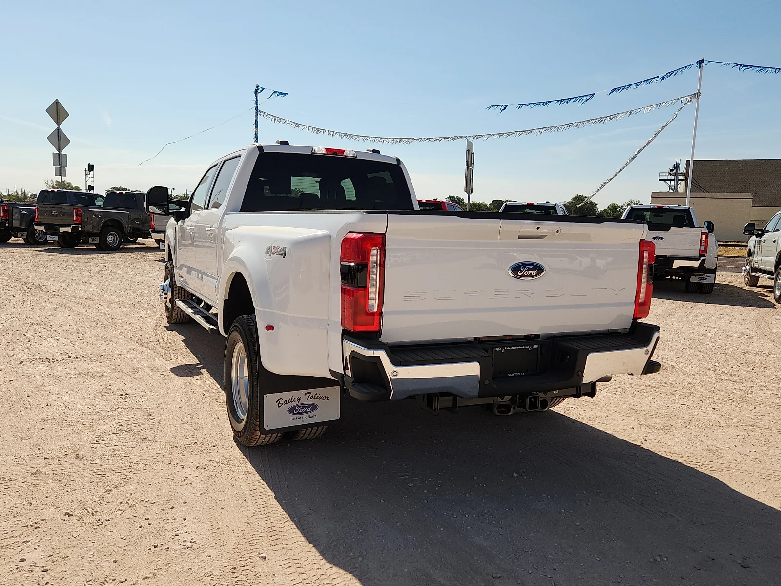 New 2026 Oxford White Ford Lariat image 5