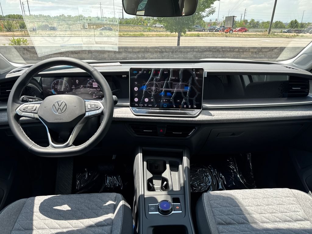 New 2026 Pure White Volkswagen 2.0T S image 20