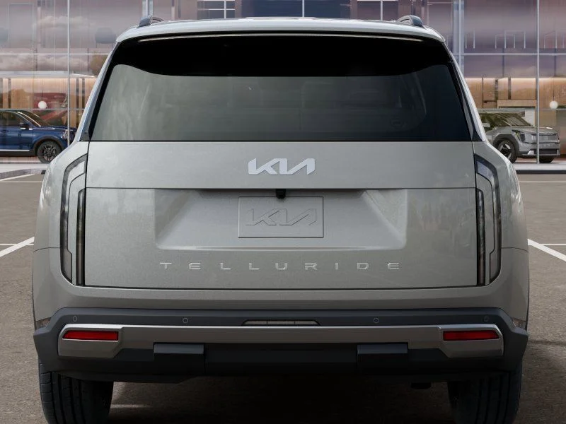 New 2027 Ivory Silver Kia S image 15
