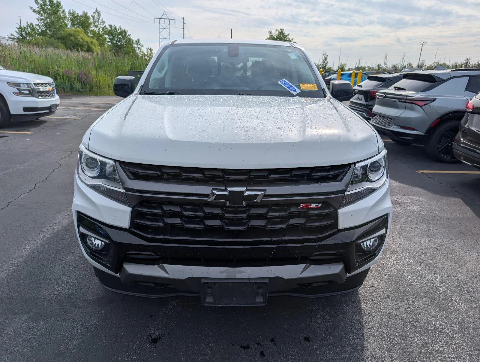 Used 2022 Summit White Chevrolet 4WD Z71 image 2