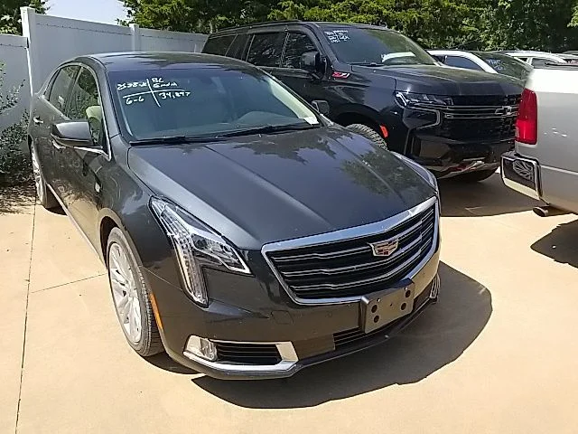 Used 2018 Gray Cadillac Luxury image 5