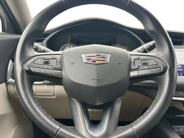 Used 2023 White Cadillac Luxury image 21
