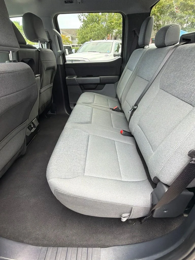 Used 2025 Black Ford XLT image 15