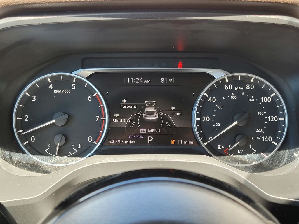 Used 2021 Red Nissan S image 23