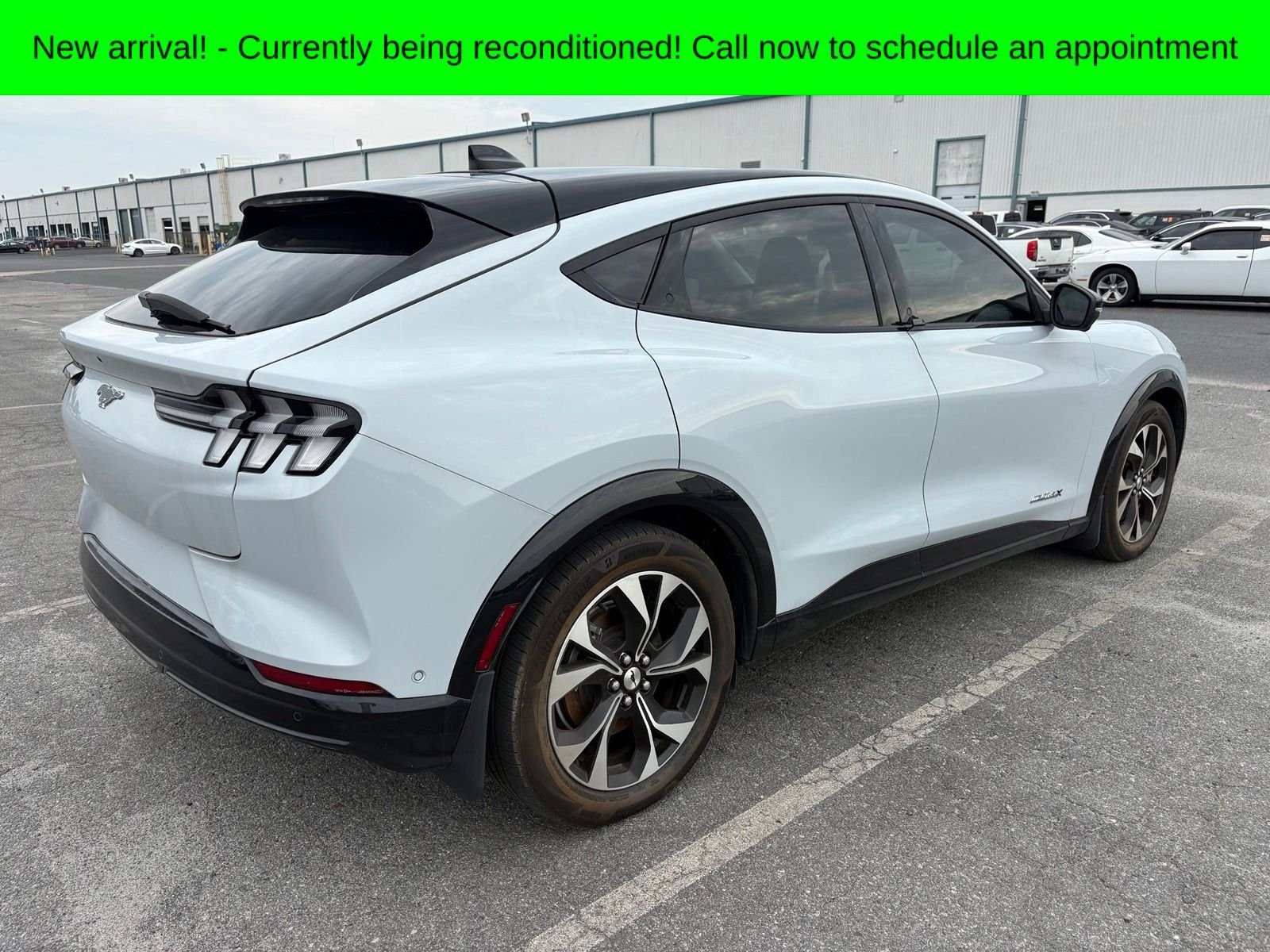 Used 2021 White Metallic Ford Premium image 3