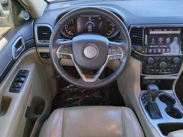 Used 2019 White Jeep Limited image 16