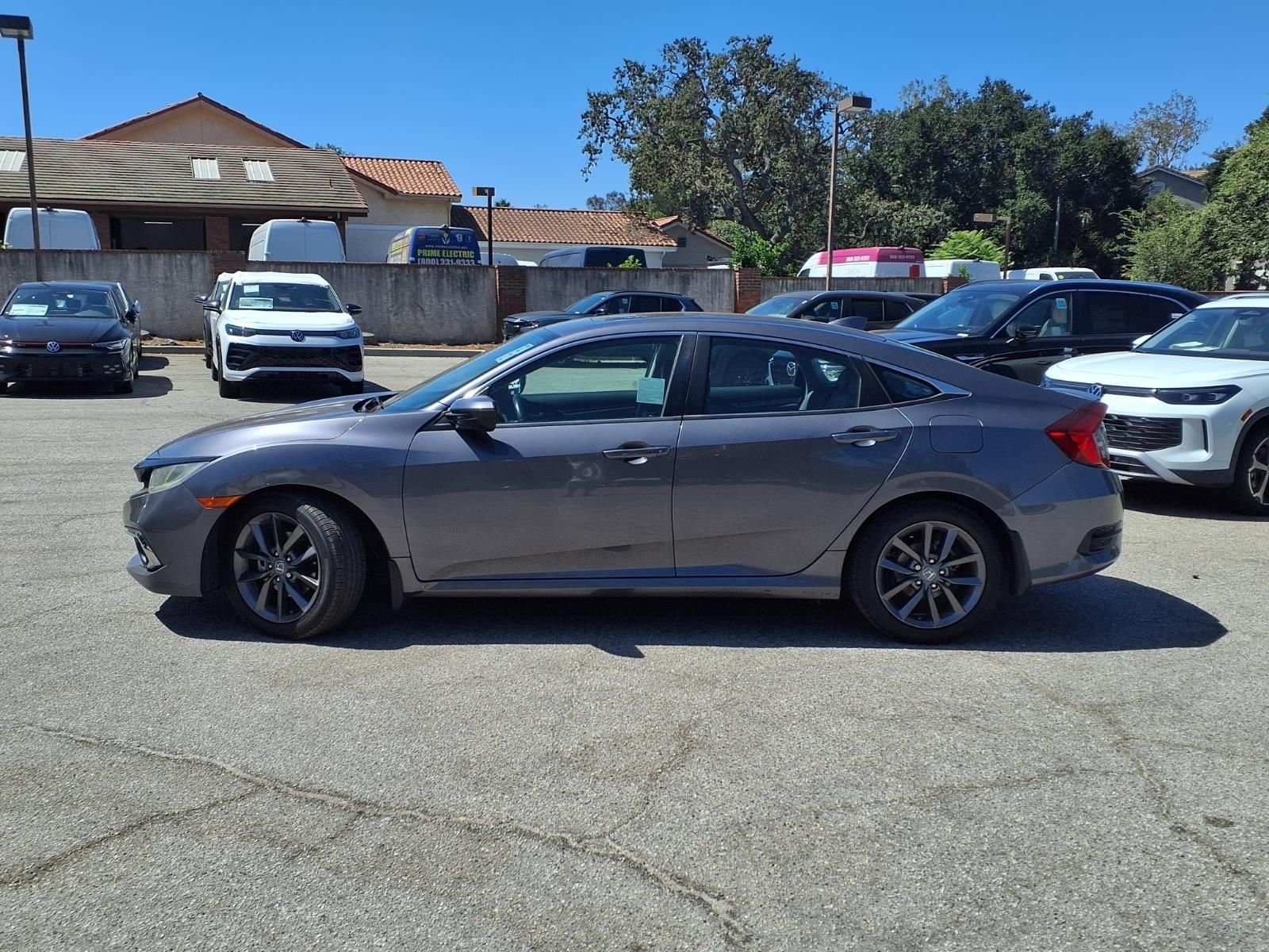 Used 2020  Honda EX-L image 3