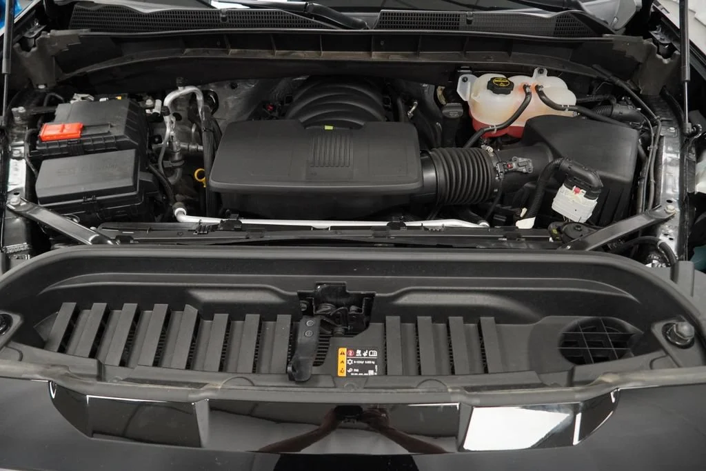 Used 2025 Onyx Black GMC Denali Ultimate image 48