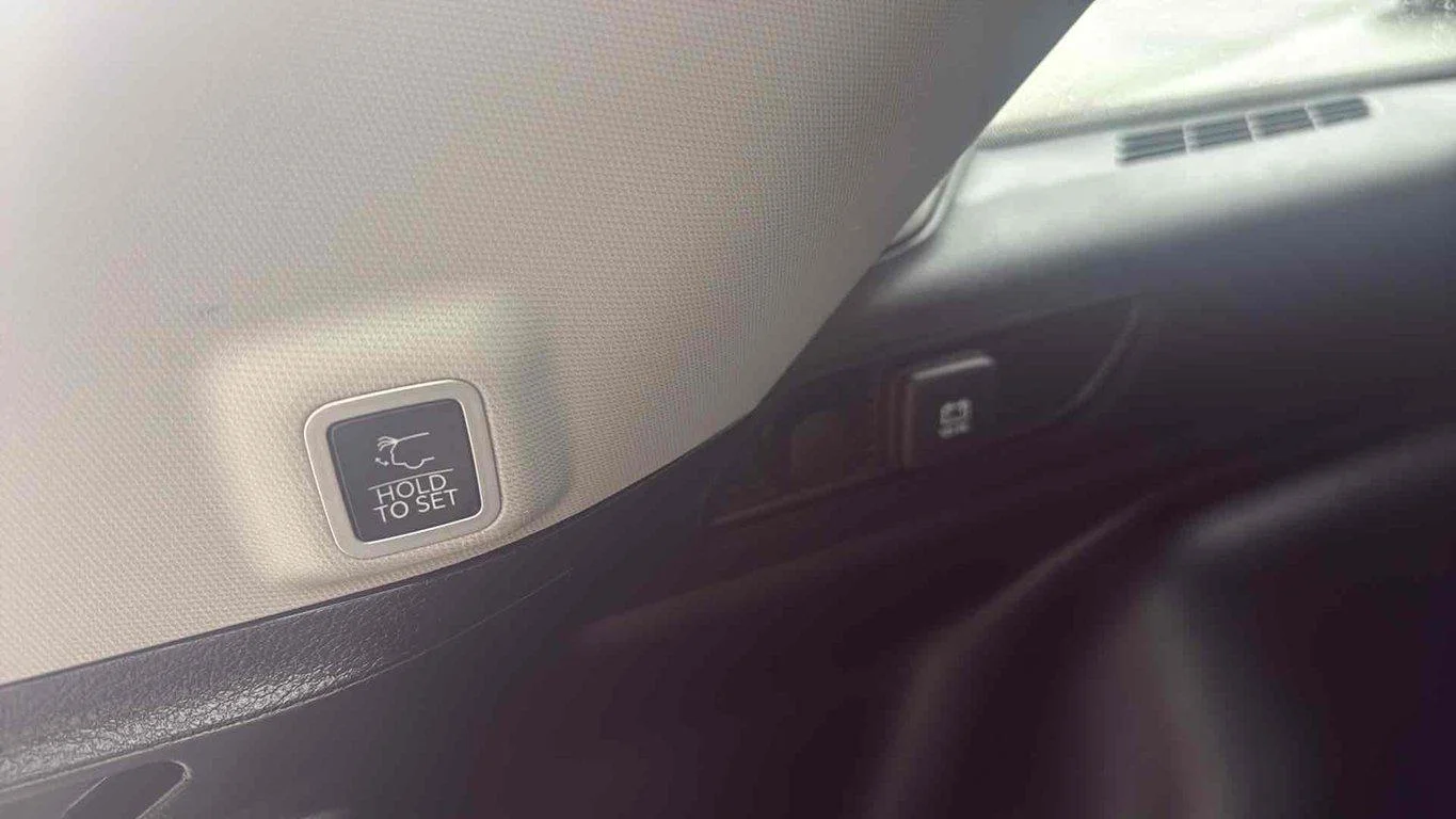 2023 Jeep Grand Cherokee Limited - Photo 24