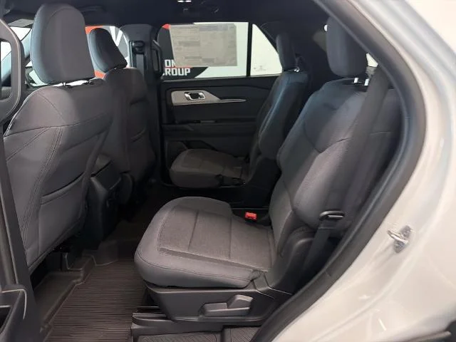 New 2027 Avalanche Gray Ford Active image 30