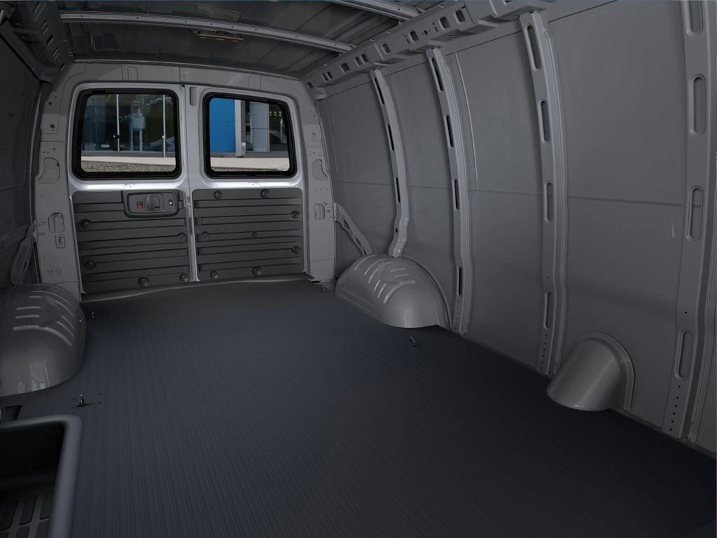2025 Chevrolet Express Cargo Work Van - Photo 17