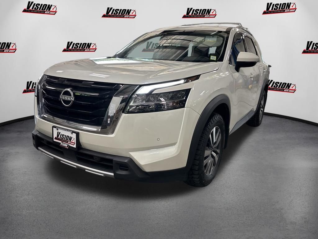 Certified Used 2024 White Nissan SL image 1