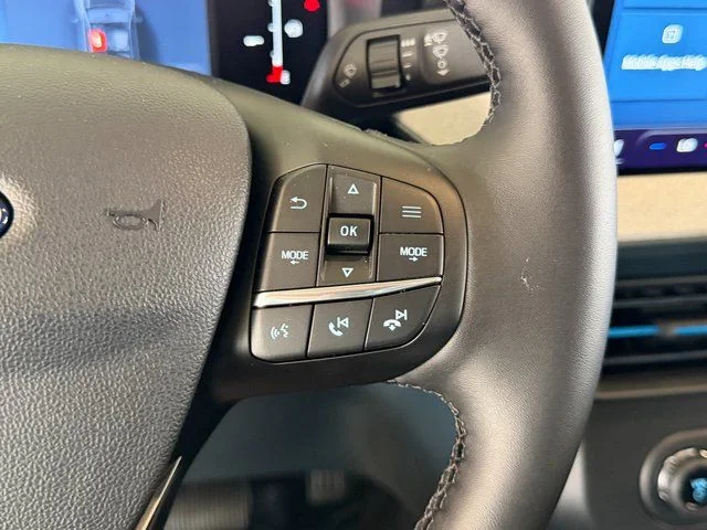 New 2025 Oxford White Ford XLT image 29