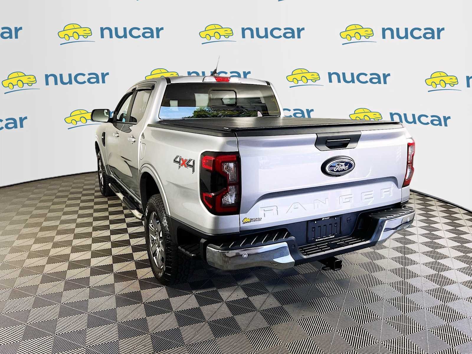 Used 2024 Iconic Silver Ford XLT image 5
