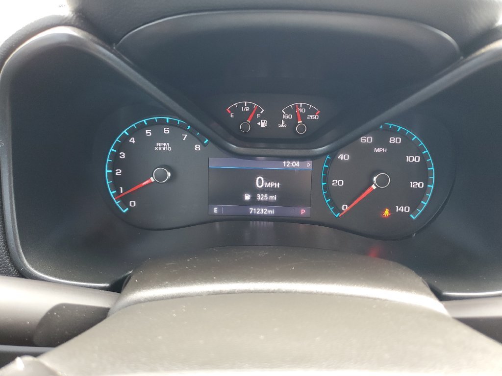 Used 2020 SUMMIT WHITE Chevrolet 2WD LT image 21