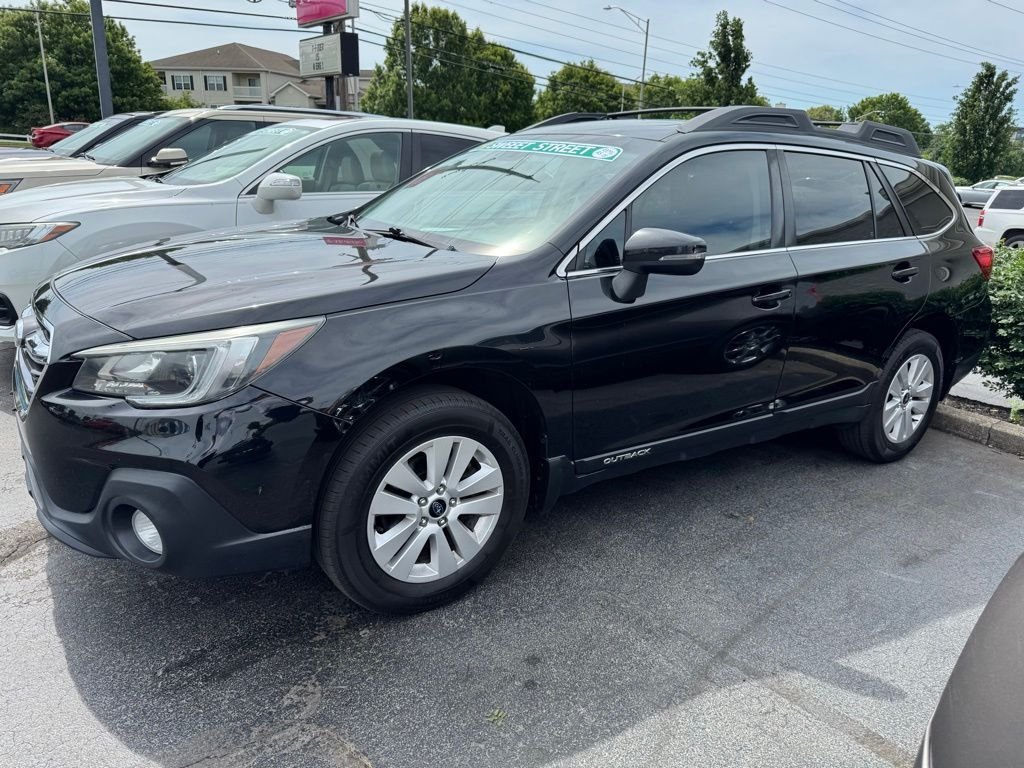 2019 Subaru Outback 2.5i Premium's photo