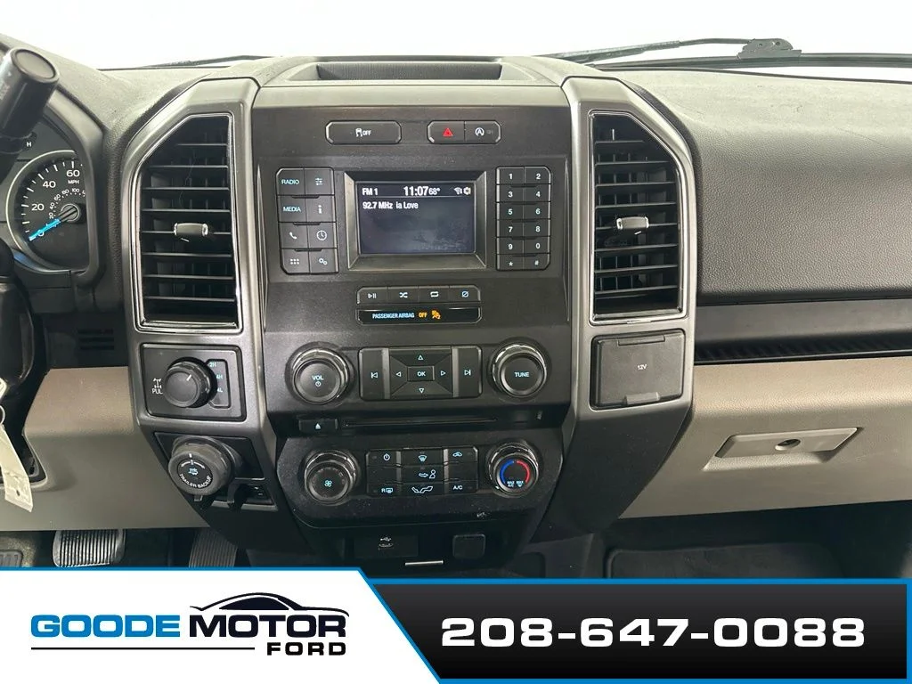 Used 2018 Oxford White Ford XLT image 16