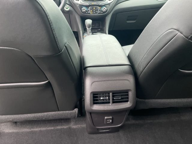 Used 2024 Gray Chevrolet Premier image 14