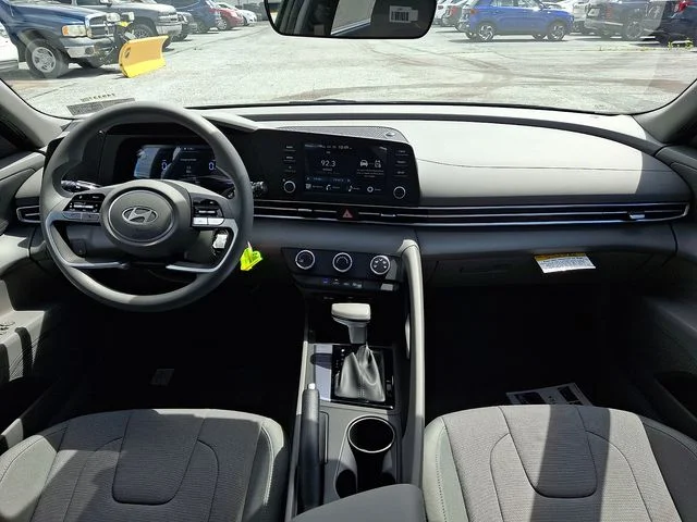 New 2026 Gray Hyundai SE image 10