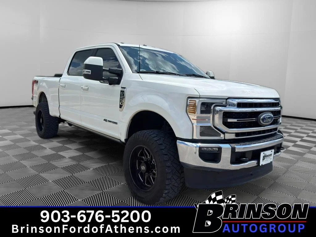 Used 2022 Star White Metallic Tri-Coat Ford LARIAT image 3